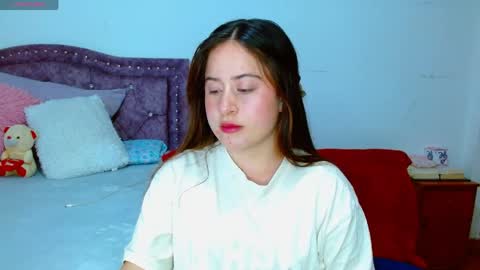 Snapshot of hanssel_tess chatting on June 5, 2026, 11:10 pm isabella online show from June 5, 2026, 11:10 pm