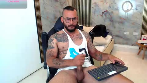 hanz_col online show from February 20, 2025, 11:09 am