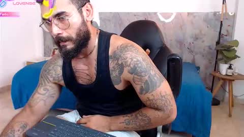 hanz_col online show from December 15, 2025, 4:44 pm