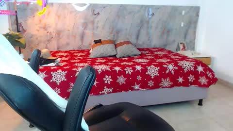 hanz_col online show from January 7, 2026, 11:45 am