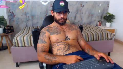 hanz_col online show from April 24, 2026, 2:58 am