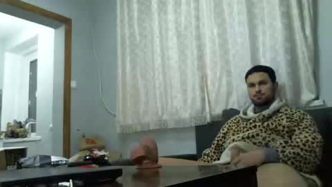 Snapshot of happycock_9inch chatting on February 1, 2026, 4:05 pm Rommy2K online show from February 1, 2026, 4:05 pm