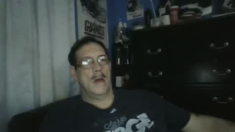 Snapshot of happyhappy4 chatting on November 24, 2025, 6:46 am happyhappy4 online show from November 24, 2025, 6:46 am