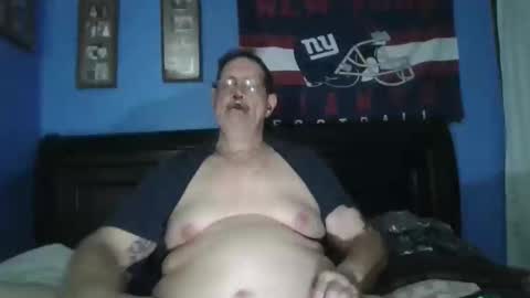 Snapshot of happyhappy4 chatting on February 18, 2026, 5:25 am happyhappy4 online show from February 18, 2026, 5:25 am