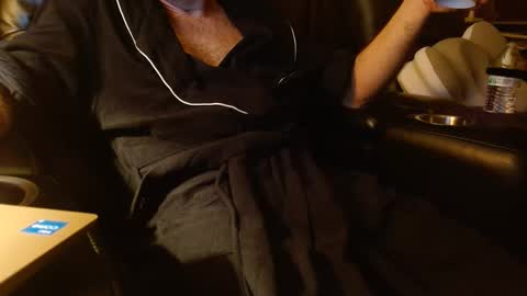 Jhonassmann12 online show from January 6, 2025, 8:35 am