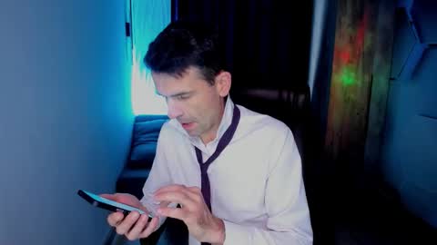 Steve online show from October 24, 2025, 12:01 pm