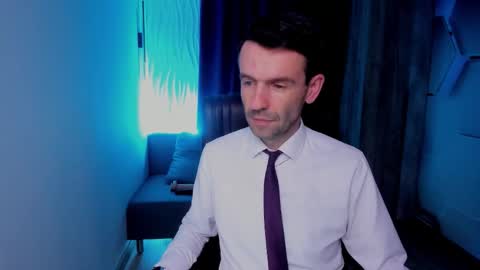 Steve online show from October 26, 2025, 3:29 pm