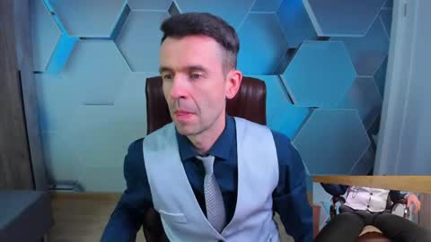 Steve online show from April 22, 2026, 9:22 am