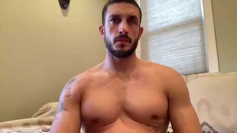 hard_runner_ online show from December 3, 2025, 4:27 pm