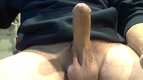 Hard online show from March 4, 2025, 9:32 pm