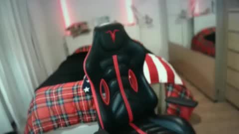 MATTSTEEL - ITALIAN STALLION online show from December 11, 2024, 1:49 pm