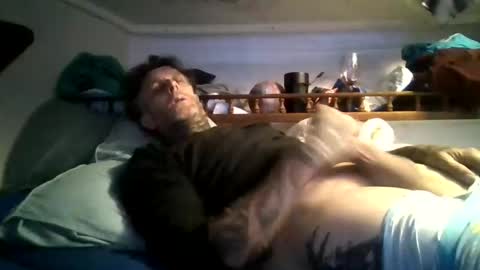 hardnthick online show from November 13, 2025, 8:08 pm