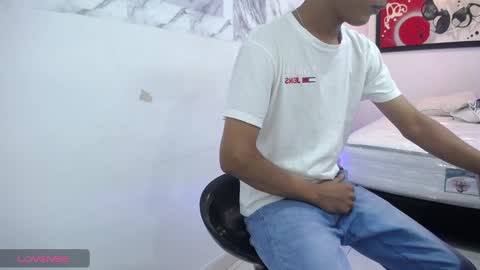 Andres Dean online show from December 29, 2024, 4:48 am