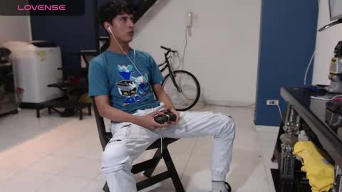 Andres Dean online show from February 11, 2025, 11:22 pm