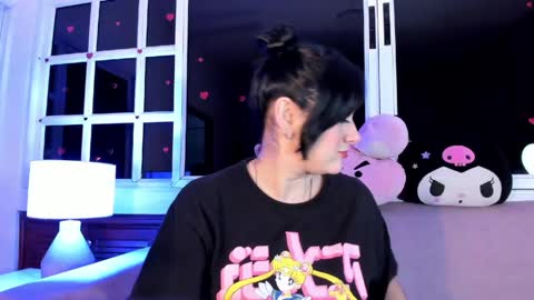 Harimoon online show from April 21, 2026, 3:02 am