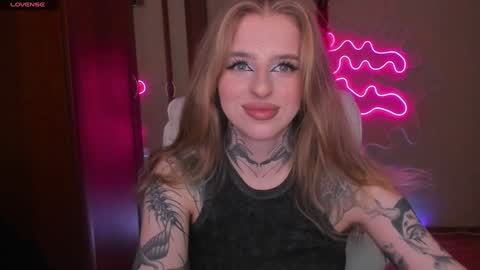 Julia online show from December 20, 2024, 5:57 am