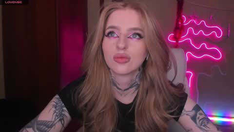 Julia online show from December 30, 2024, 5:48 am