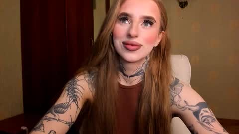 Julia online show from February 17, 2026, 4:31 am