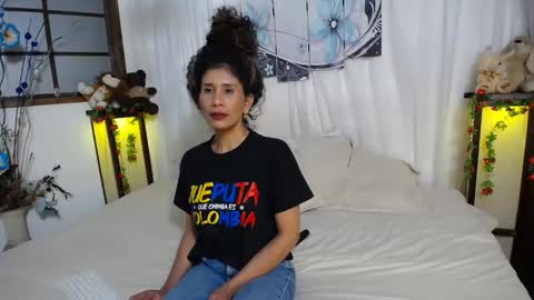 harley_quinns1 online show from December 20, 2024, 3:03 am