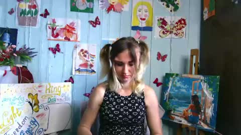 Mery online show from May 18, 2026, 2:56 pm