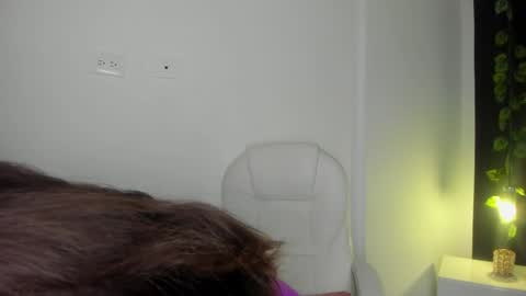 harleyqueen_robbie online show from December 22, 2024, 5:10 pm