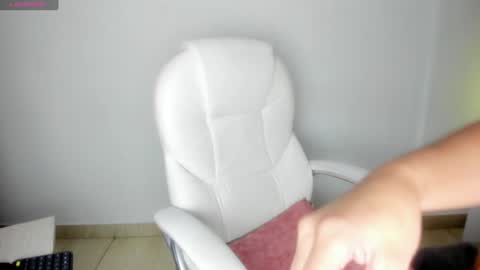 harleyqueen_robbie online show from February 1, 2025, 8:26 pm