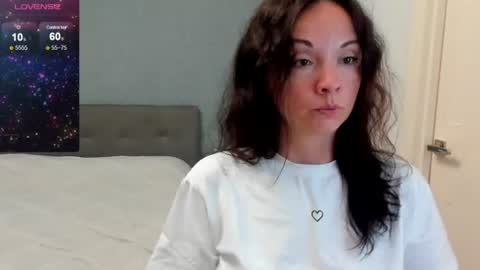 Snapshot of harmoni_love chatting on July 13, 2026, 5:32 am Alice online show from July 13, 2026, 5:32 am