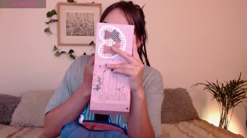 Harmony    Please help me to reach 100 thumbs up online show from February 6, 2025, 3:59 am