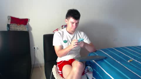 Sebastian online show from November 11, 2025, 2:17 pm