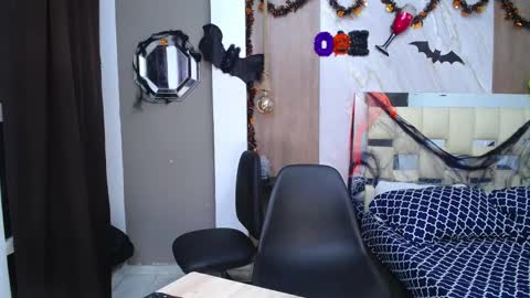 Harry online show from October 31, 2025, 6:53 pm