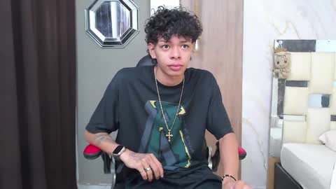 Snapshot of harry_jhonsonn chatting on April 28, 2026, 9:20 pm Harry online show from April 28, 2026, 9:20 pm