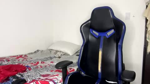 harry_p01 online show from September 11, 2025, 2:22 am