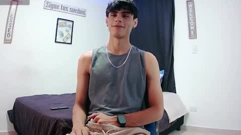 harry thomson online show from October 30, 2025, 2:24 am