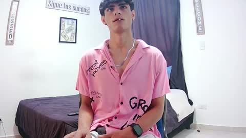 harry thomson online show from November 8, 2025, 7:01 pm