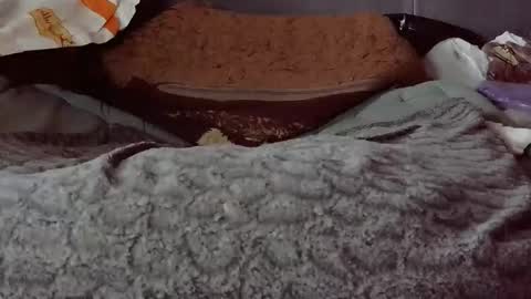 hartl1112 online show from September 25, 2025, 8:29 am