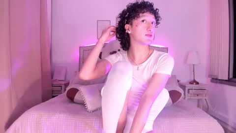 haru online show from December 4, 2025, 3:16 am