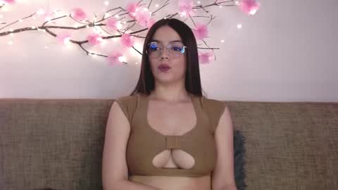     online show from January 30, 2025, 5:28 pm