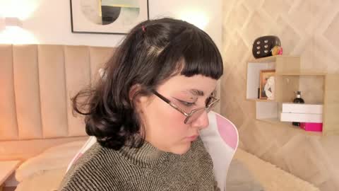 Haru Bonny online show from April 8, 2026, 9:04 pm