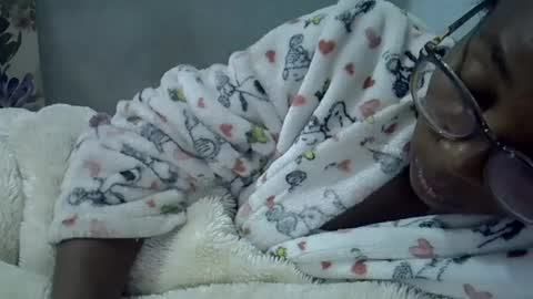 Snapshot of harysette chatting on June 23, 2026, 2:37 pm harysette online show from June 23, 2026, 2:37 pm