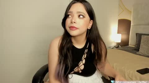 has_gonzalezz online show from April 21, 2026, 4:19 am