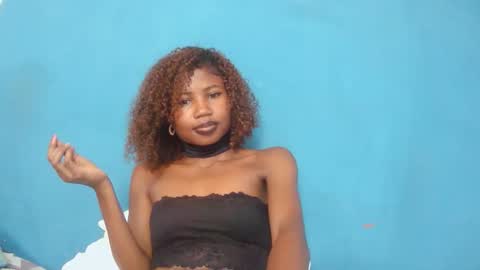 Snapshot of hasleyinah chatting on May 23, 2026, 11:47 am hasleyinah online show from May 23, 2026, 11:47 am