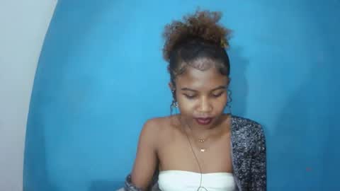 Snapshot of hasleyinah chatting on June 9, 2026, 6:41 pm hasleyinah online show from June 9, 2026, 6:41 pm