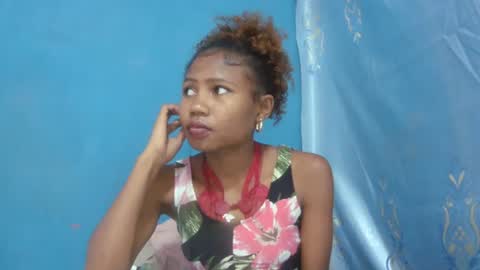 Snapshot of hasleyinah chatting on June 18, 2026, 2:10 pm hasleyinah online show from June 18, 2026, 2:10 pm