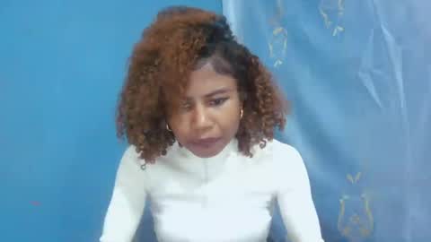 Snapshot of hasleyinah chatting on July 28, 2026, 7:39 pm hasleyinah online show from July 28, 2026, 7:39 pm