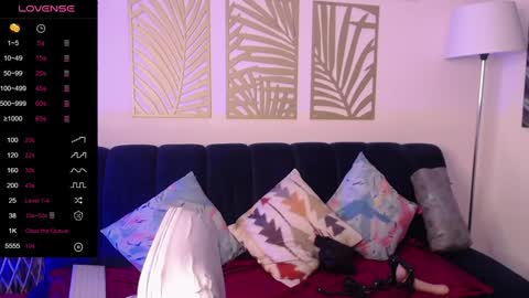 Nicole online show from December 26, 2024, 8:11 pm