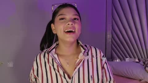 hatsajones online show from April 21, 2026, 4:19 am