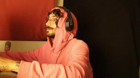 More content   2   online show from February 13, 2025, 12:13 am