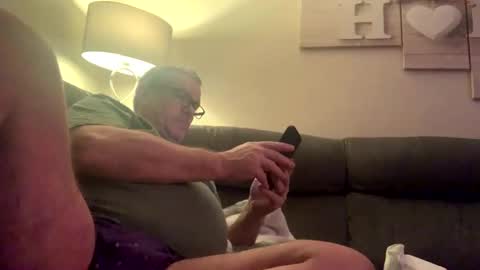 hawks2113 online show from February 17, 2025, 11:09 pm