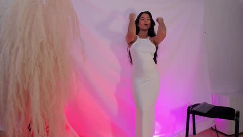 Hayami  online show from September 19, 2025, 1:01 pm