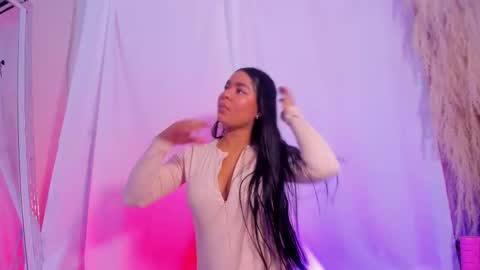 Hayami  online show from October 1, 2025, 12:33 pm